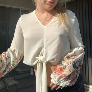 Floral Crop Top - puffy sleeves